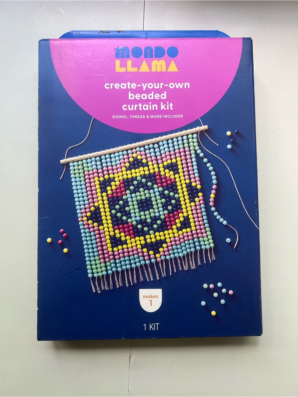 MONDO LLAMA
create-your-own beaded curtain kit
DOWEL, THREAD & MORE INCLUDED